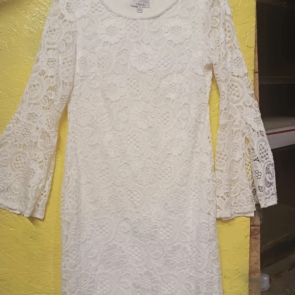 Robbie Bee Signature Lace 3/4 Bell-Sleeve Sheath Dress Ivory Size Medium - Picture 4 of 7
